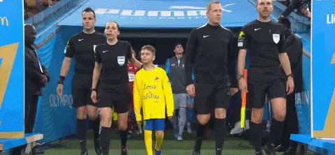 星空体育电竞-新加坡新秀演绎帽子戏法助球队豪取大胜的简单介绍