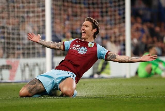 星空体育网页版入口-曼城客场大胜伯恩利，提升信心实力强劲不容小觑的简单介绍