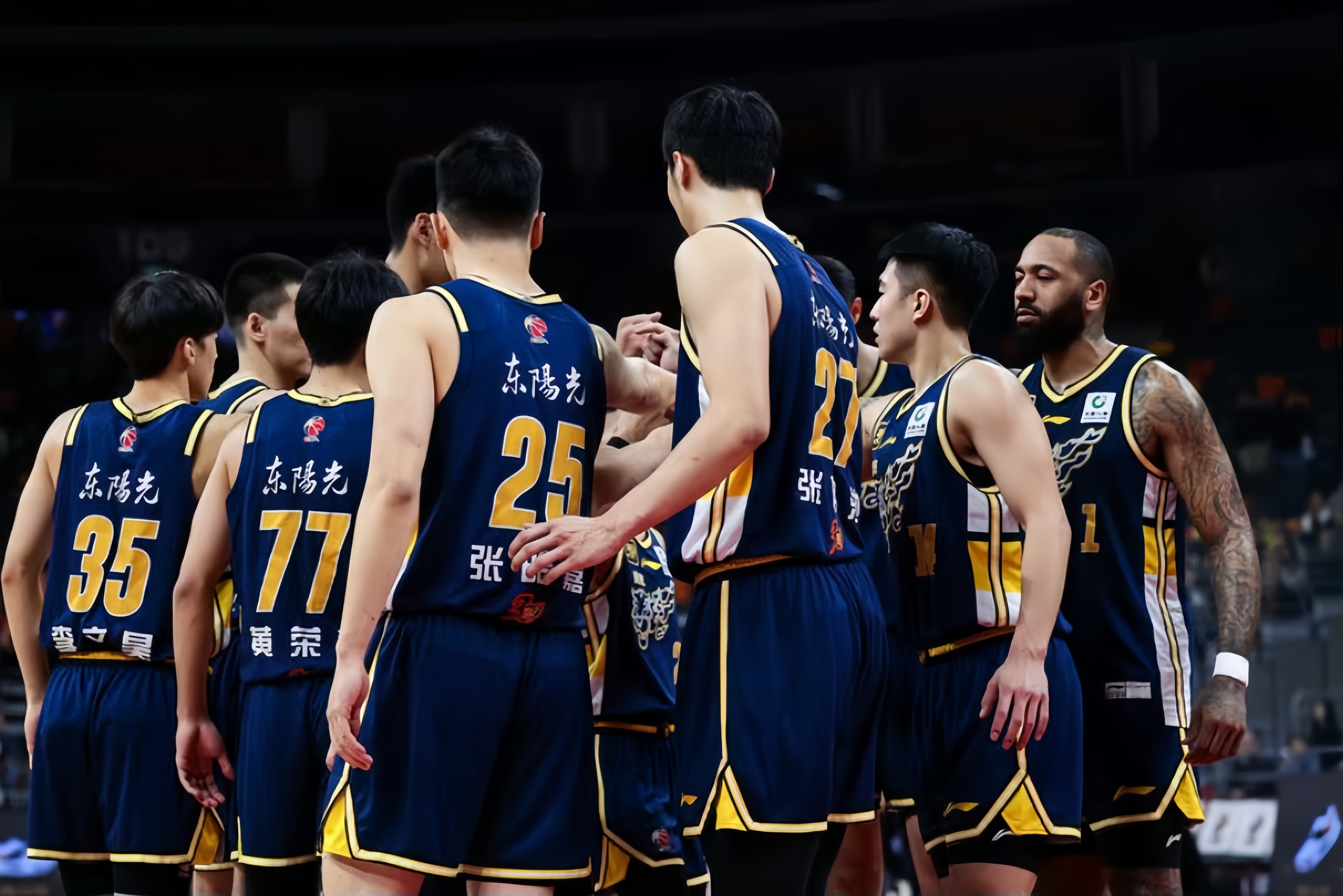 星空体育官方入口-山西男篮客场不敌广东宏远，遭遇两连败