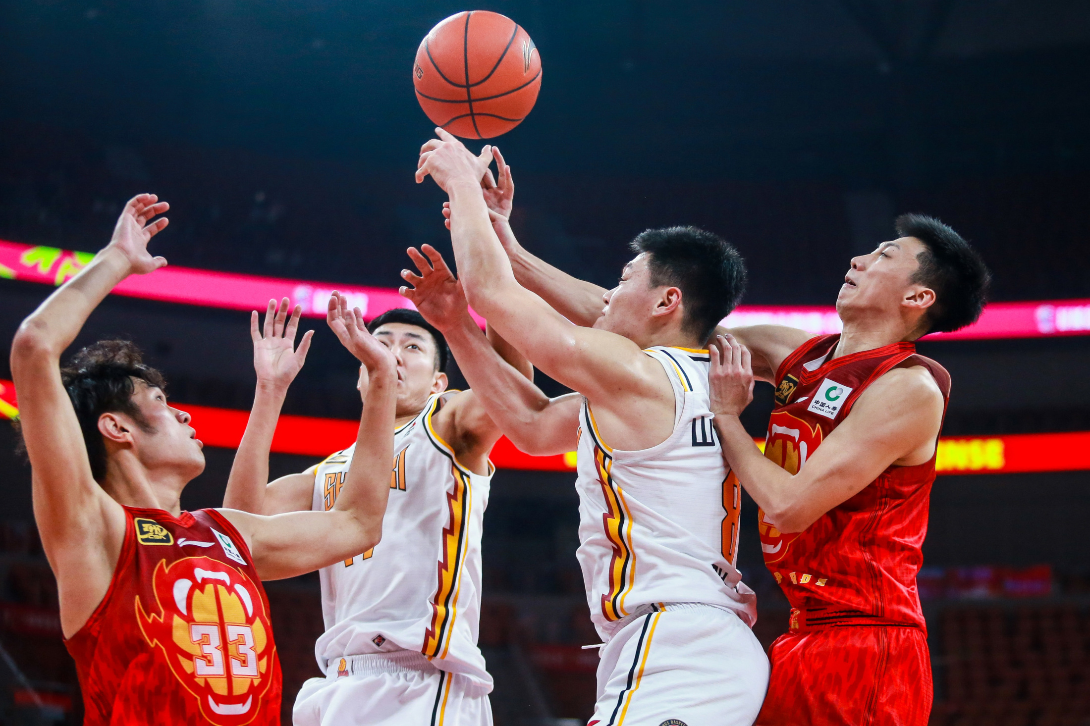 星空体育投注-关于广东队火力全开，取得压倒性胜利的信息