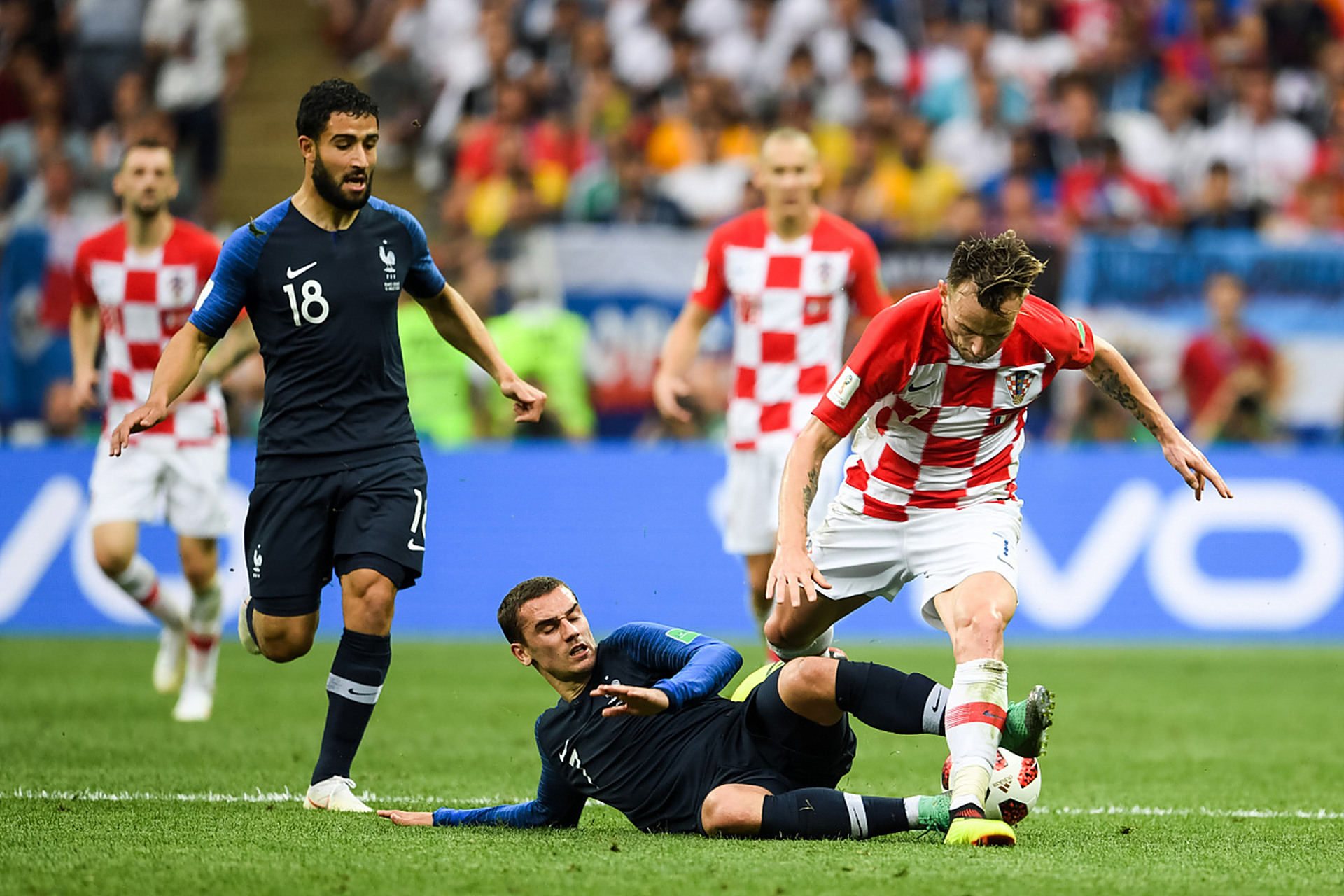 星空体育app下载-关于秘鲁不敌委内瑞拉，遭遇欧洲杯预选赛失败的信息