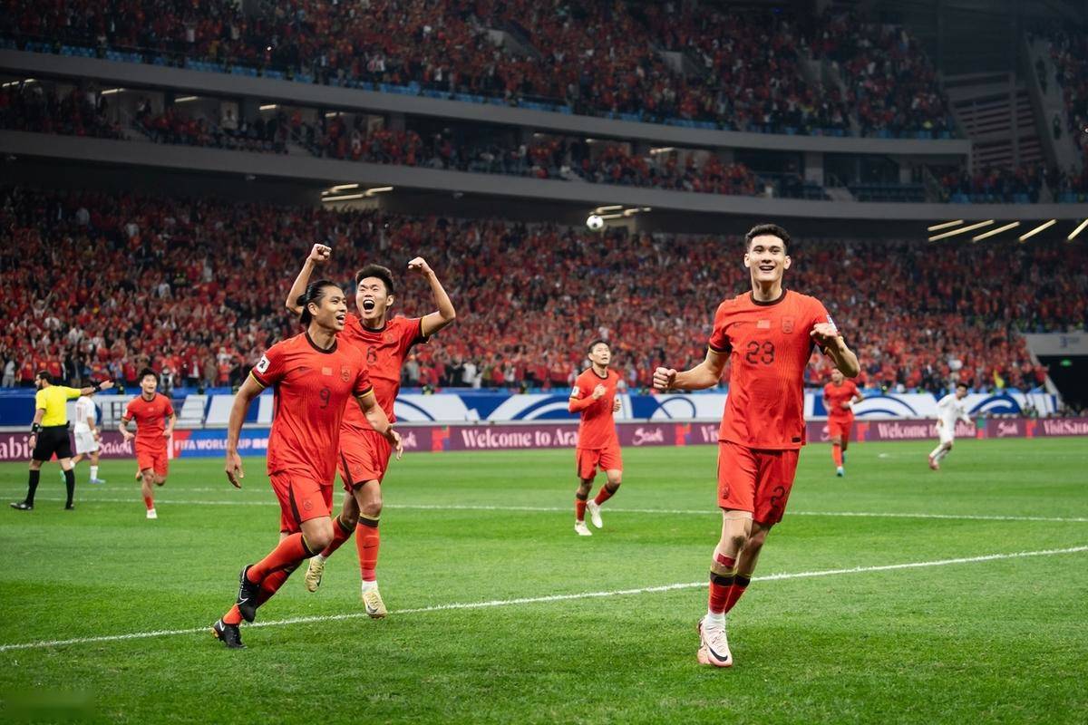 星空体育视频-亚洲球队在全球赛事中取得震撼胜利，跻身强队行列的简单介绍