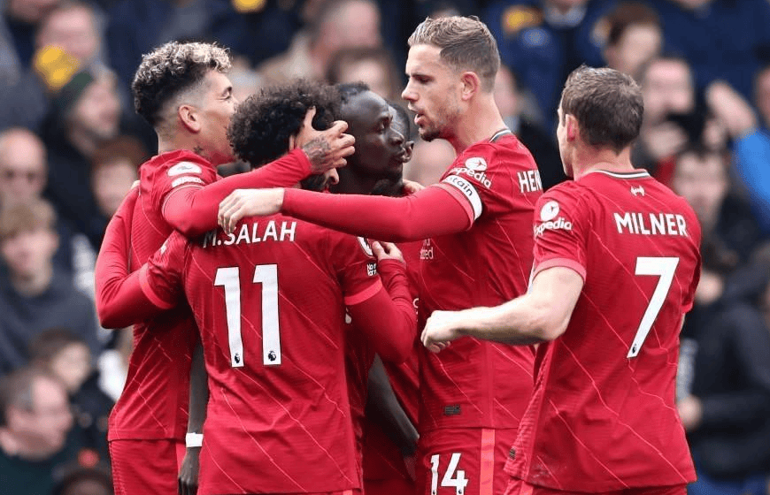 星空体育app-利物浦中场组织稳定，主场完胜对手