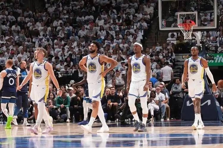 勇士队主教练透露战术秘密，球队备战迎难而上