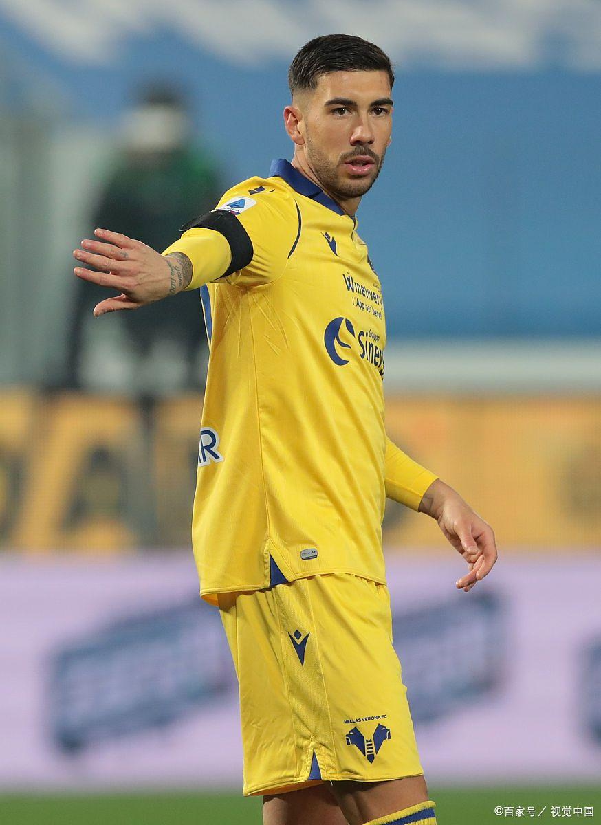 星空体育链接-维罗纳后卫失误频频，导致球队防线不稳