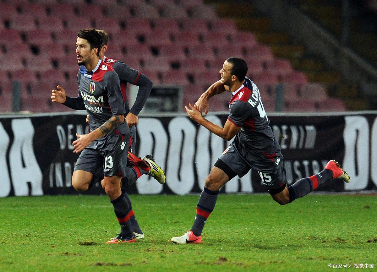 维罗纳后卫失误频频，导致球队防线不稳