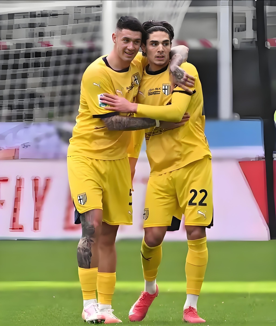 星空体育直播-意甲球员伤愈复出，球队士气大振