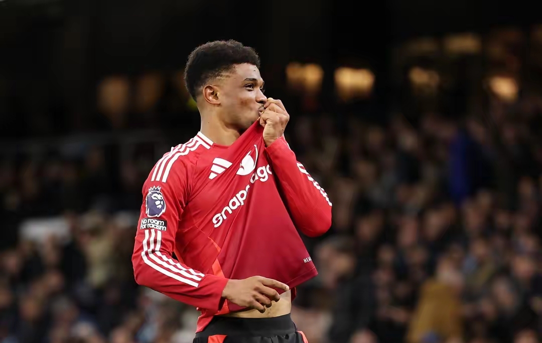 星空体育活动-曼联客场不敌卡迪夫城，遭遇联赛两连败