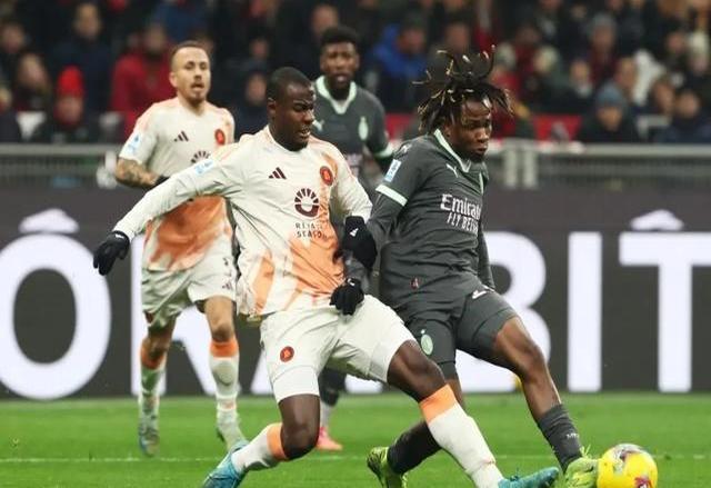 尤文图斯客场不敌那不勒斯，积分榜被赶超