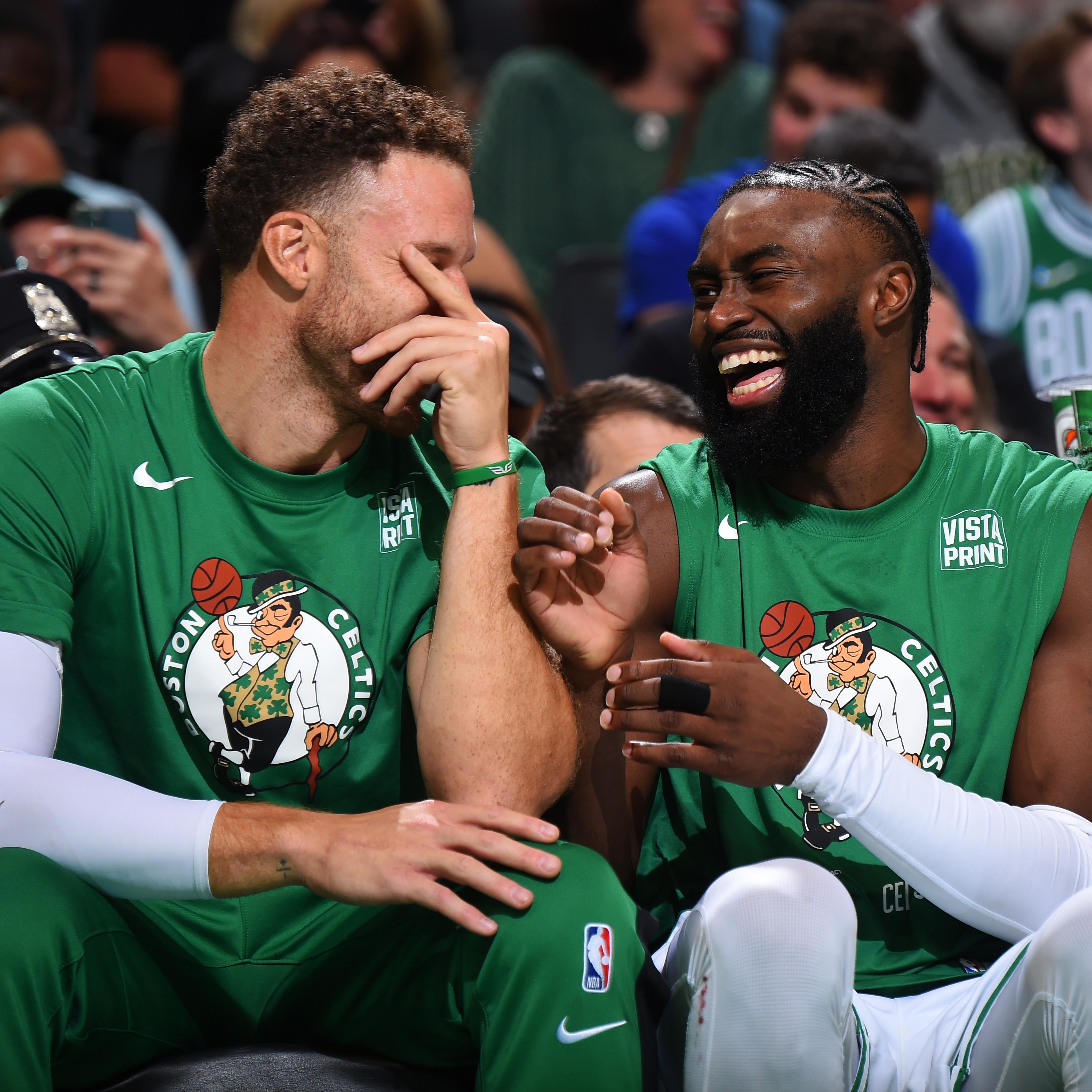 雄鹿队继续保持不败战绩，实力备受称赞