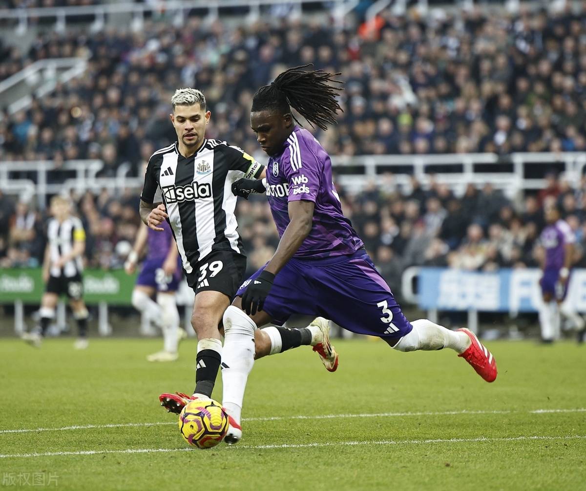 狼队客场击败富勒姆，连胜走势明显