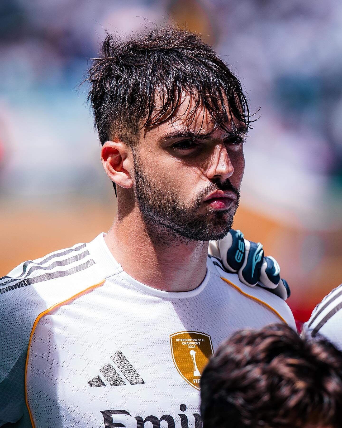 包含阿森西奥入选国家队阵容，备战国际比赛，球迷期待他的精彩表现的词条