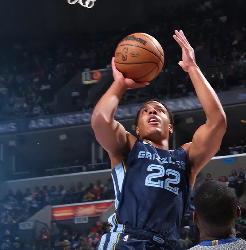 星空体育注册-灰熊主场逆转骑士，莫兰特谈10助攻