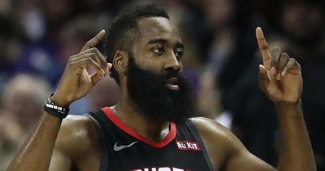 雄鹿123比112战胜雄火，取得七连胜的简单介绍